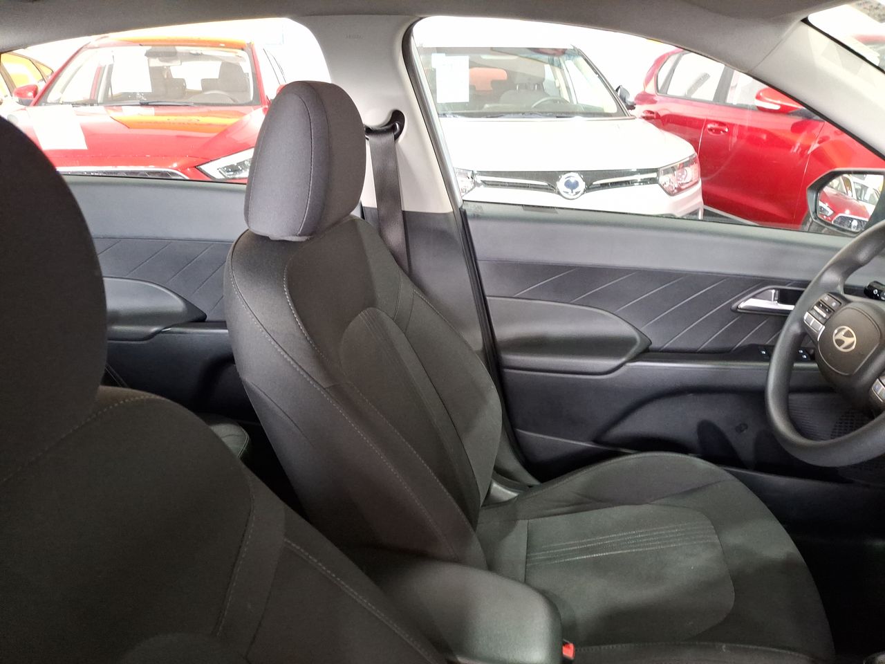 HYUNDAI - 15