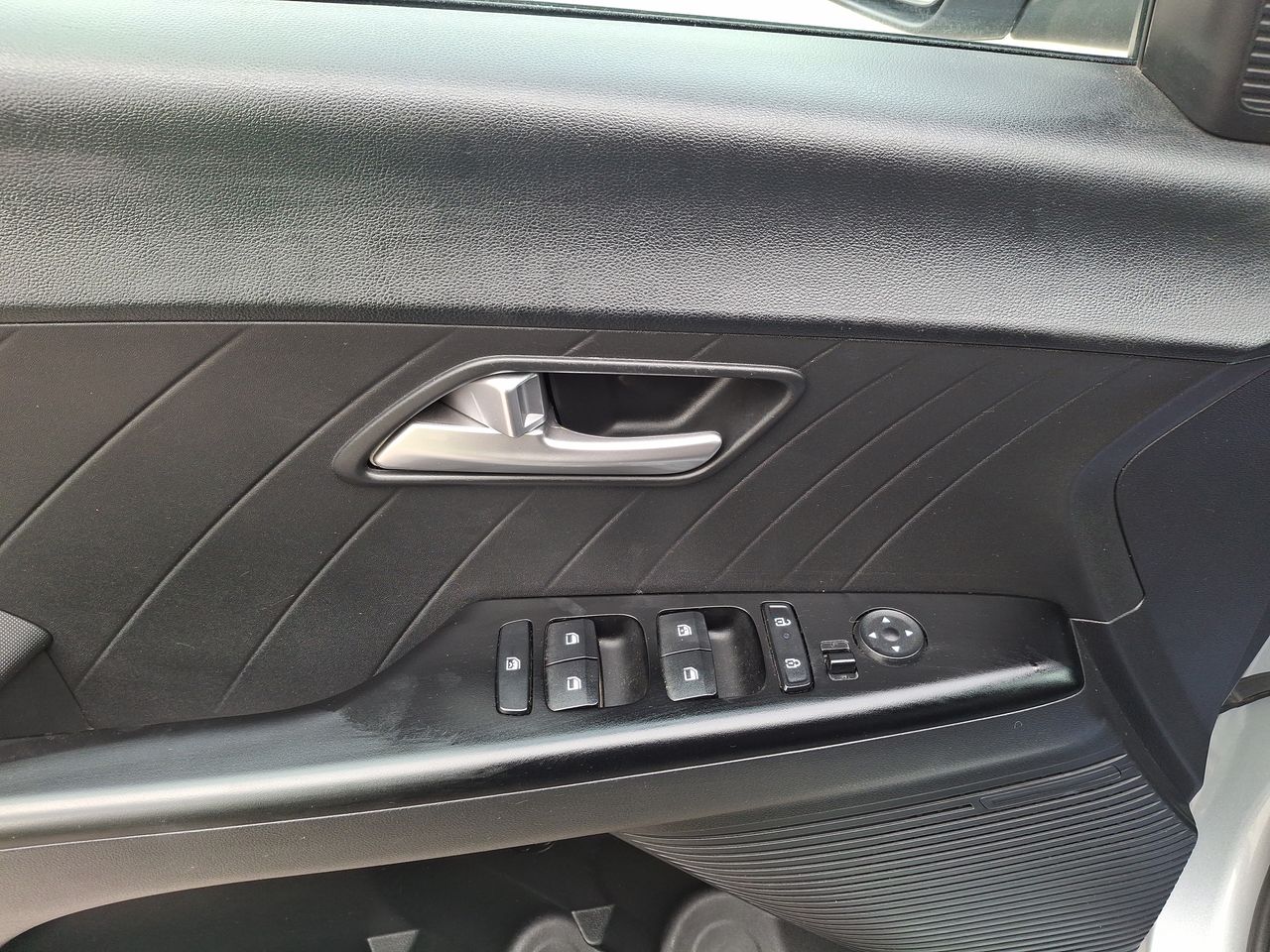 HYUNDAI - 21