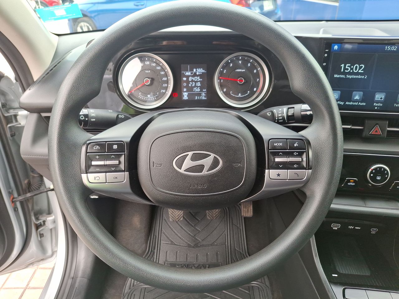 HYUNDAI - 23