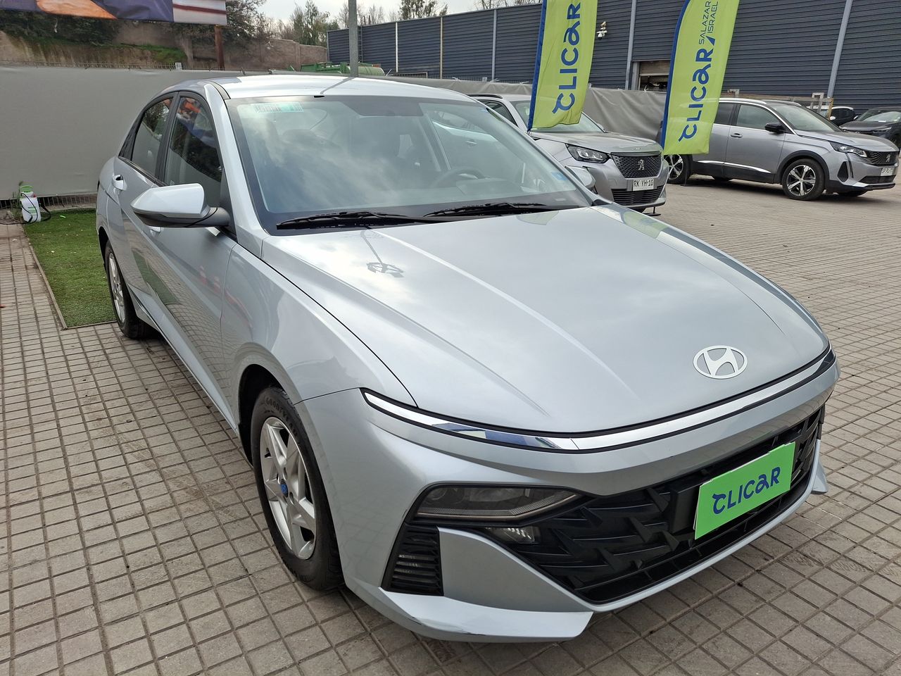 HYUNDAI - 1