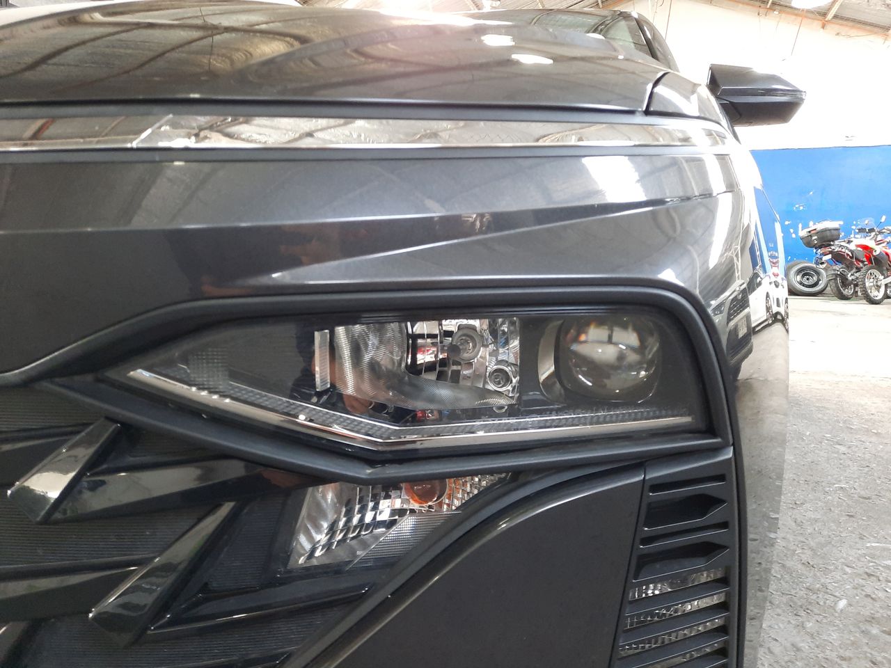 HYUNDAI - 19