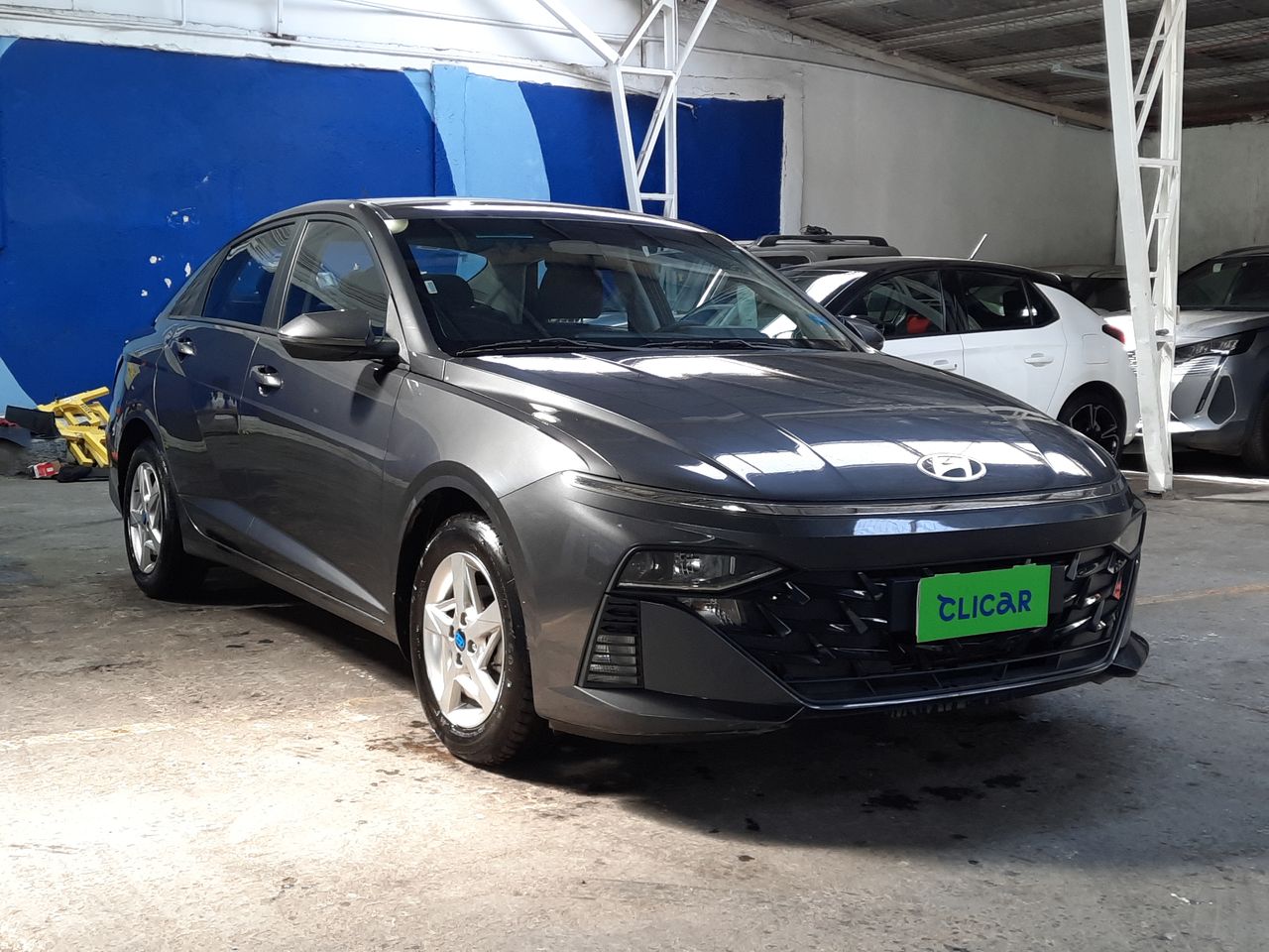 HYUNDAI - 1