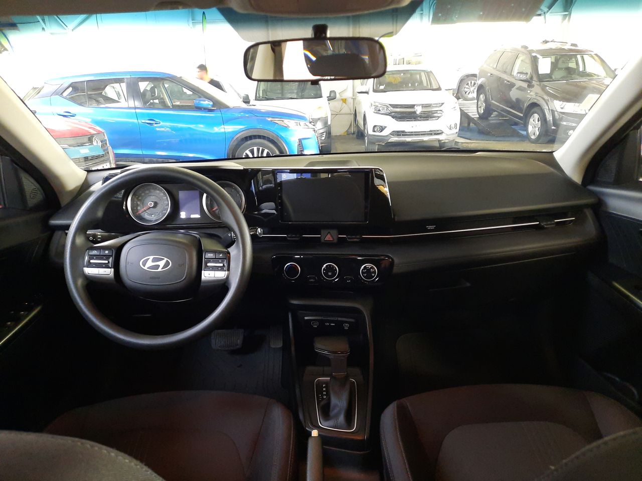 HYUNDAI - 9