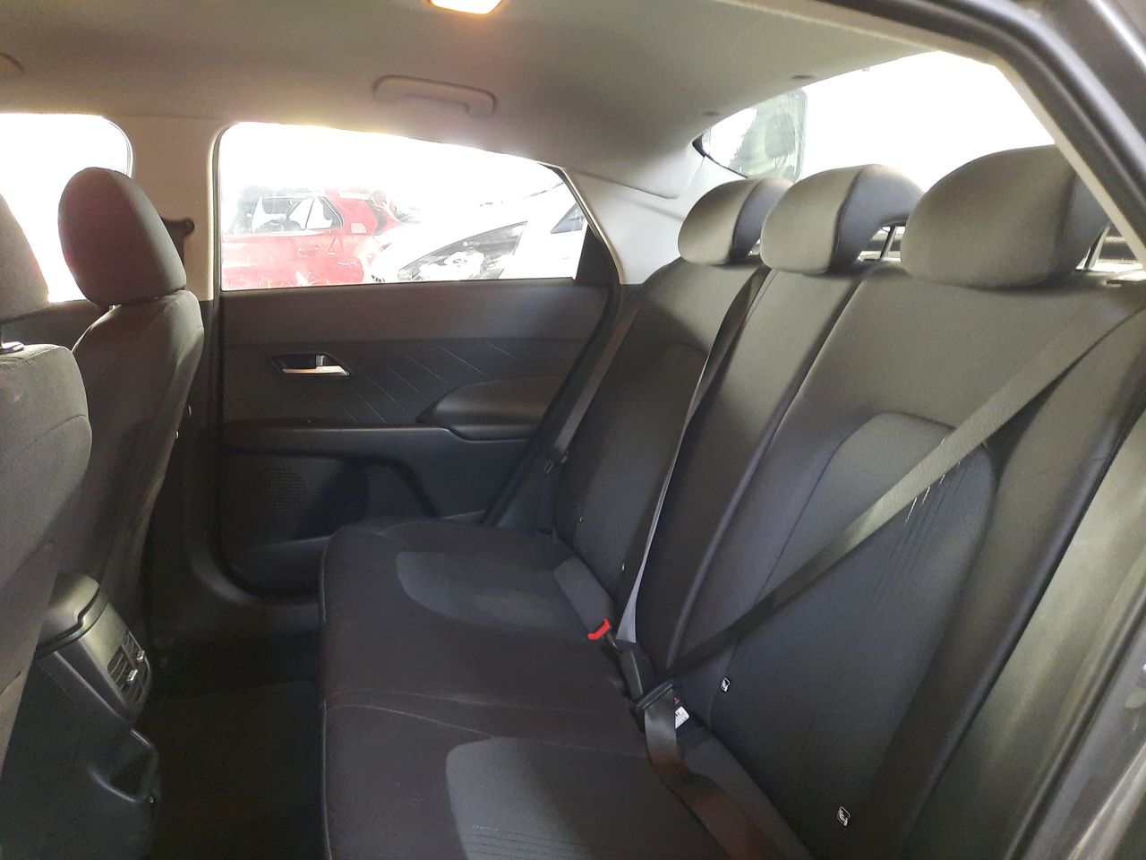 HYUNDAI - 12