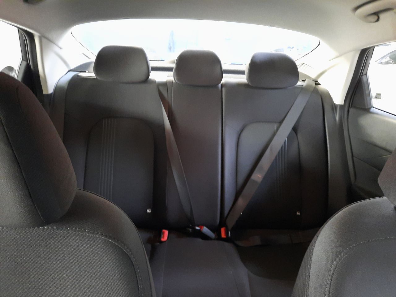 HYUNDAI - 13