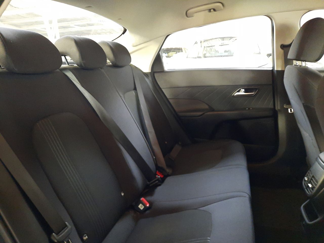 HYUNDAI - 14