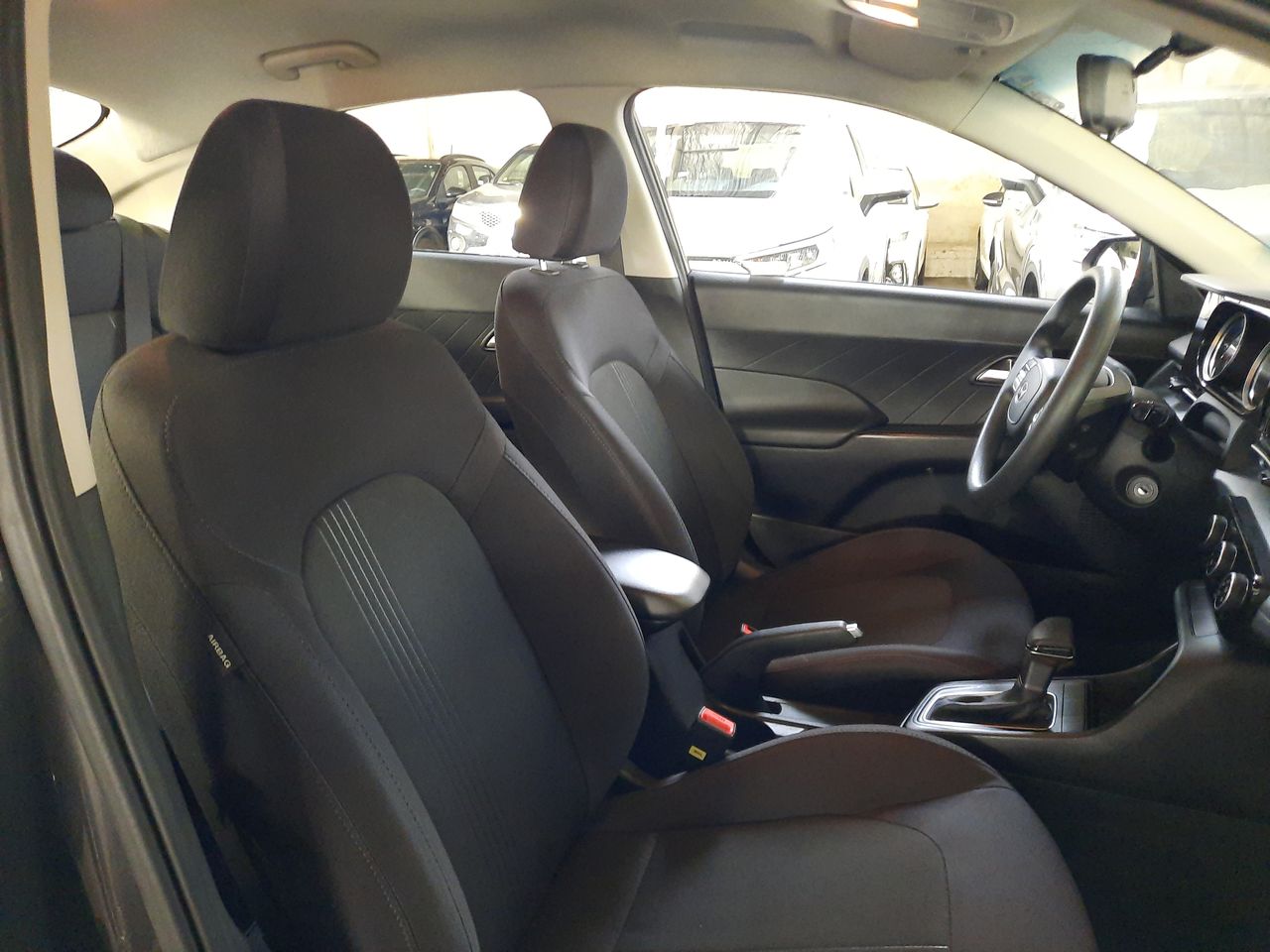 HYUNDAI - 15