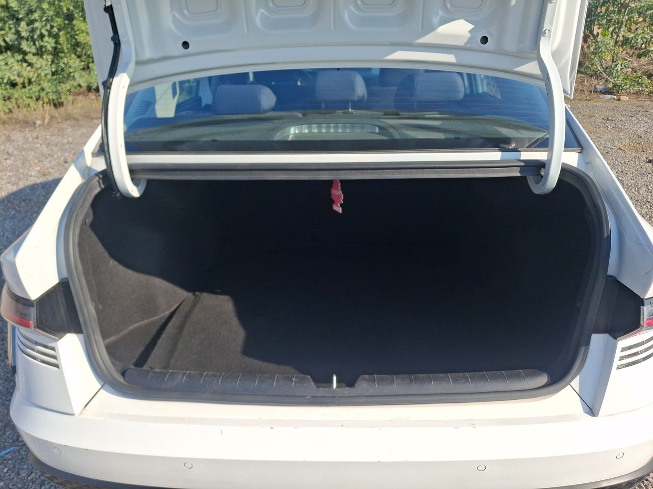 Hyundai Accent — foto 13 de 21