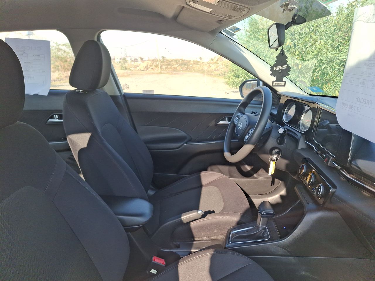 Hyundai Accent — foto 8 de 21