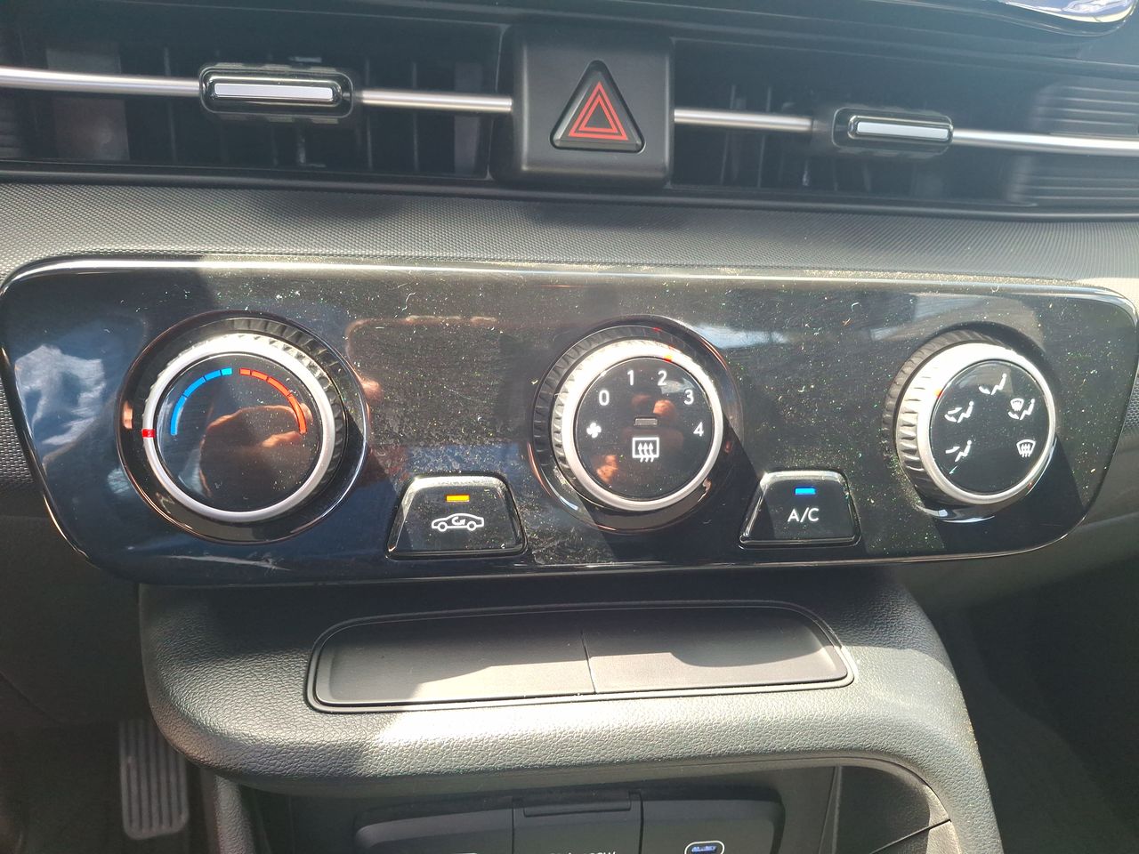 HYUNDAI - 30