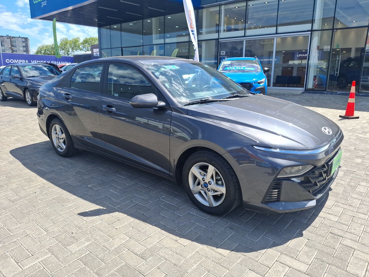 HYUNDAI - 1