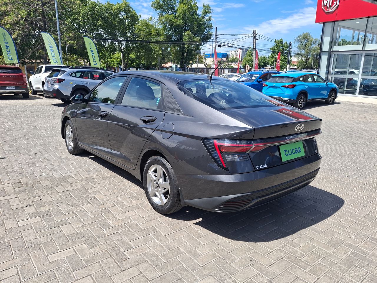 HYUNDAI - 5