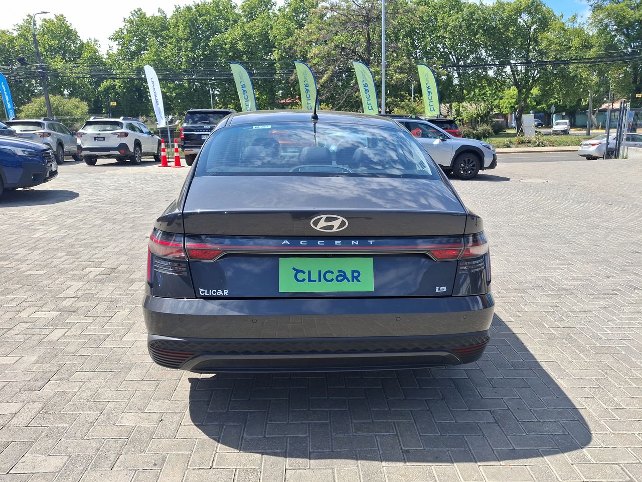 HYUNDAI - 6