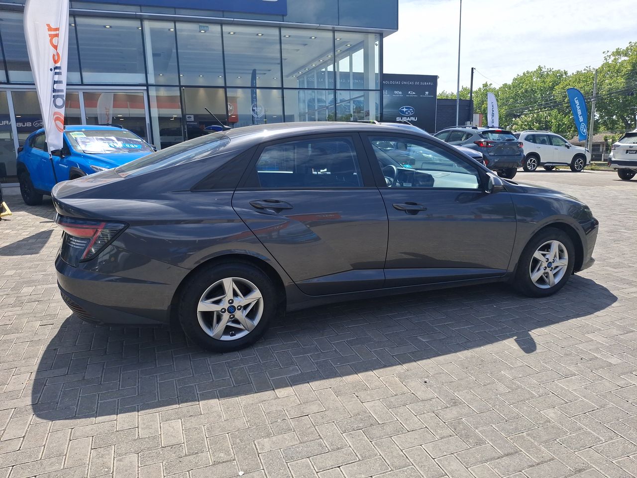 HYUNDAI - 7