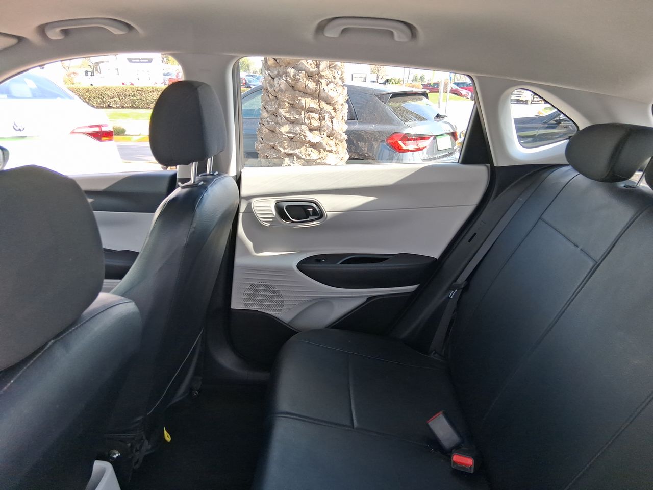 HYUNDAI - 11