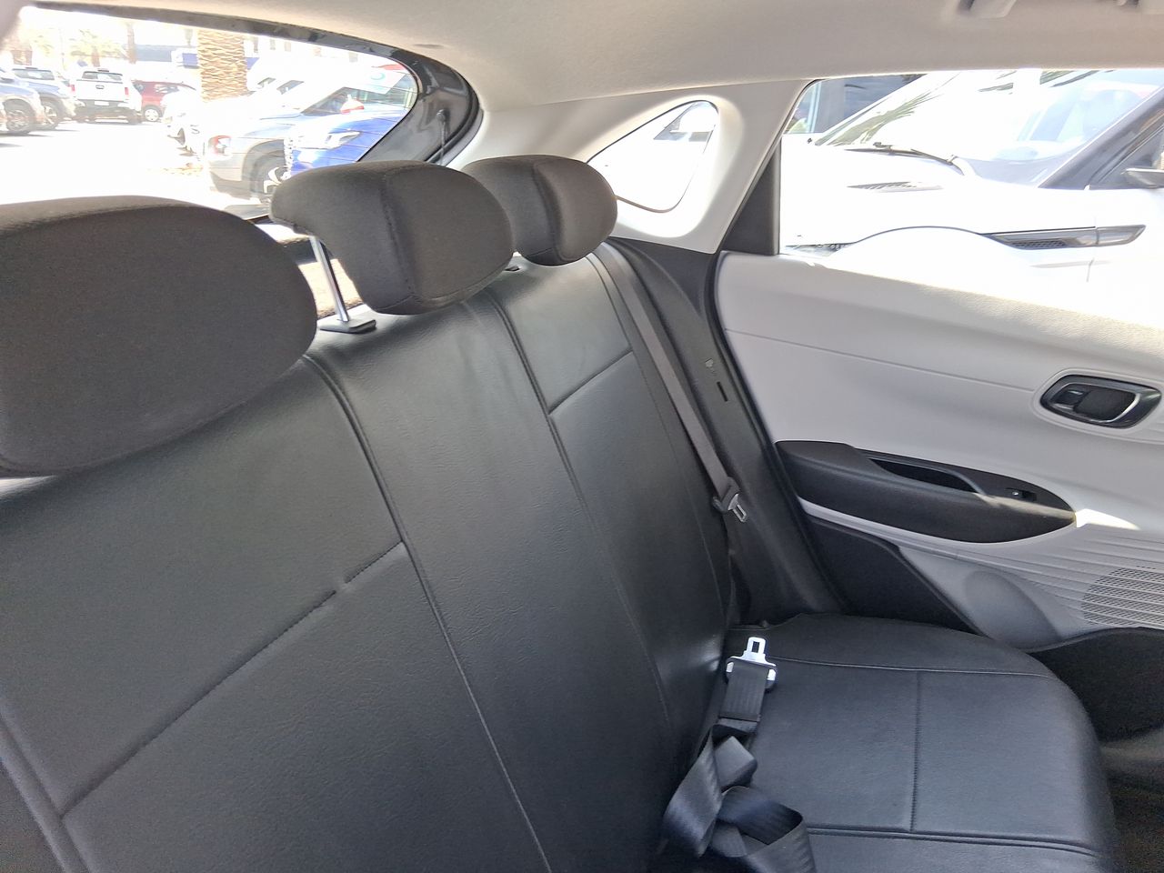 HYUNDAI - 14