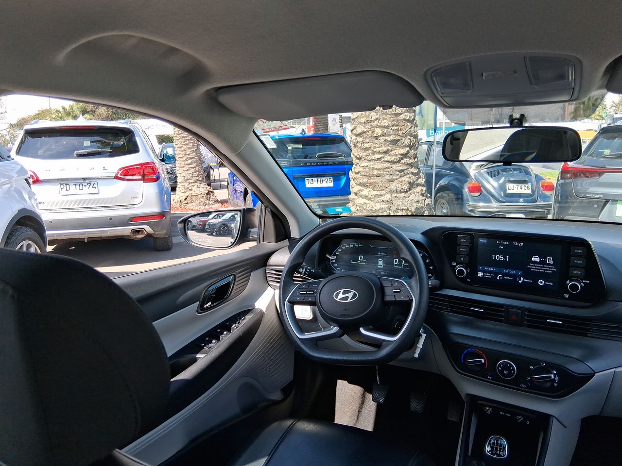 HYUNDAI - 16