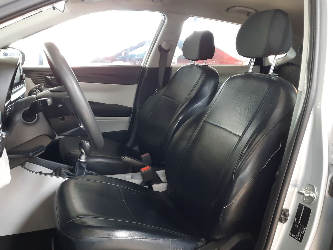 HYUNDAI - 24