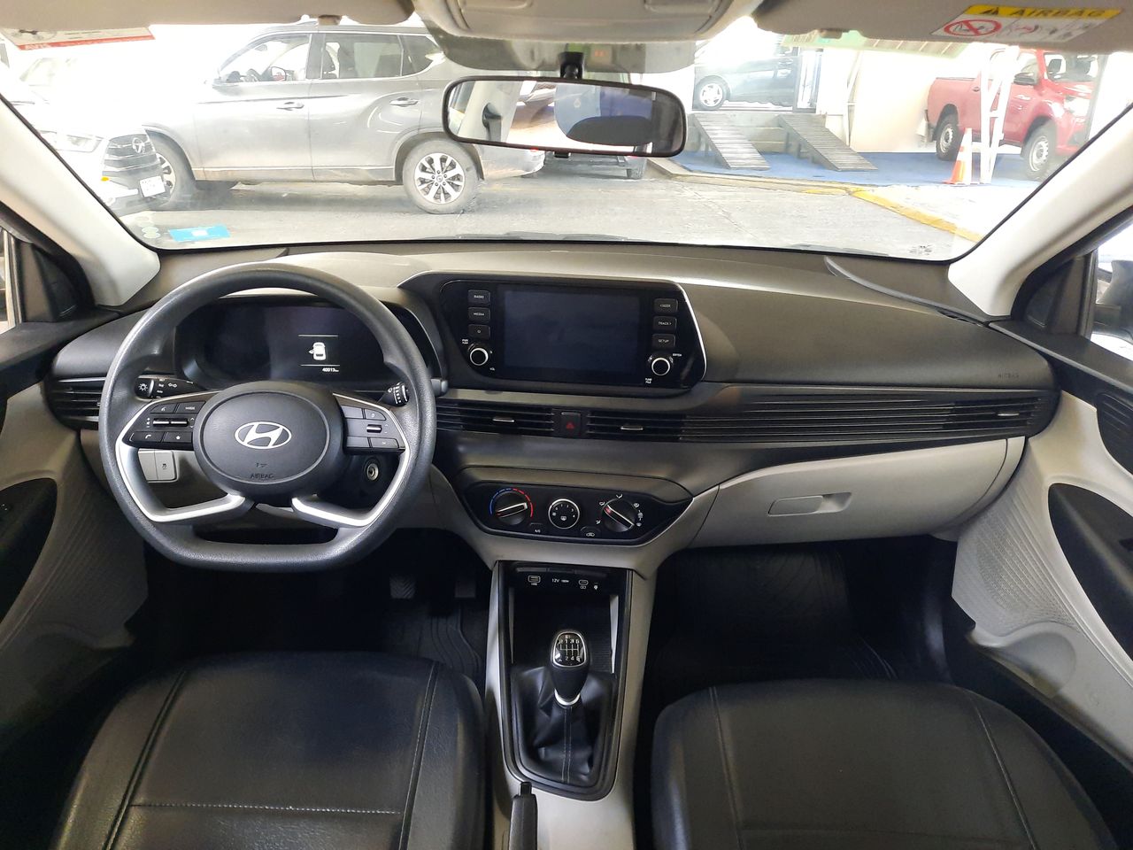 HYUNDAI - 9
