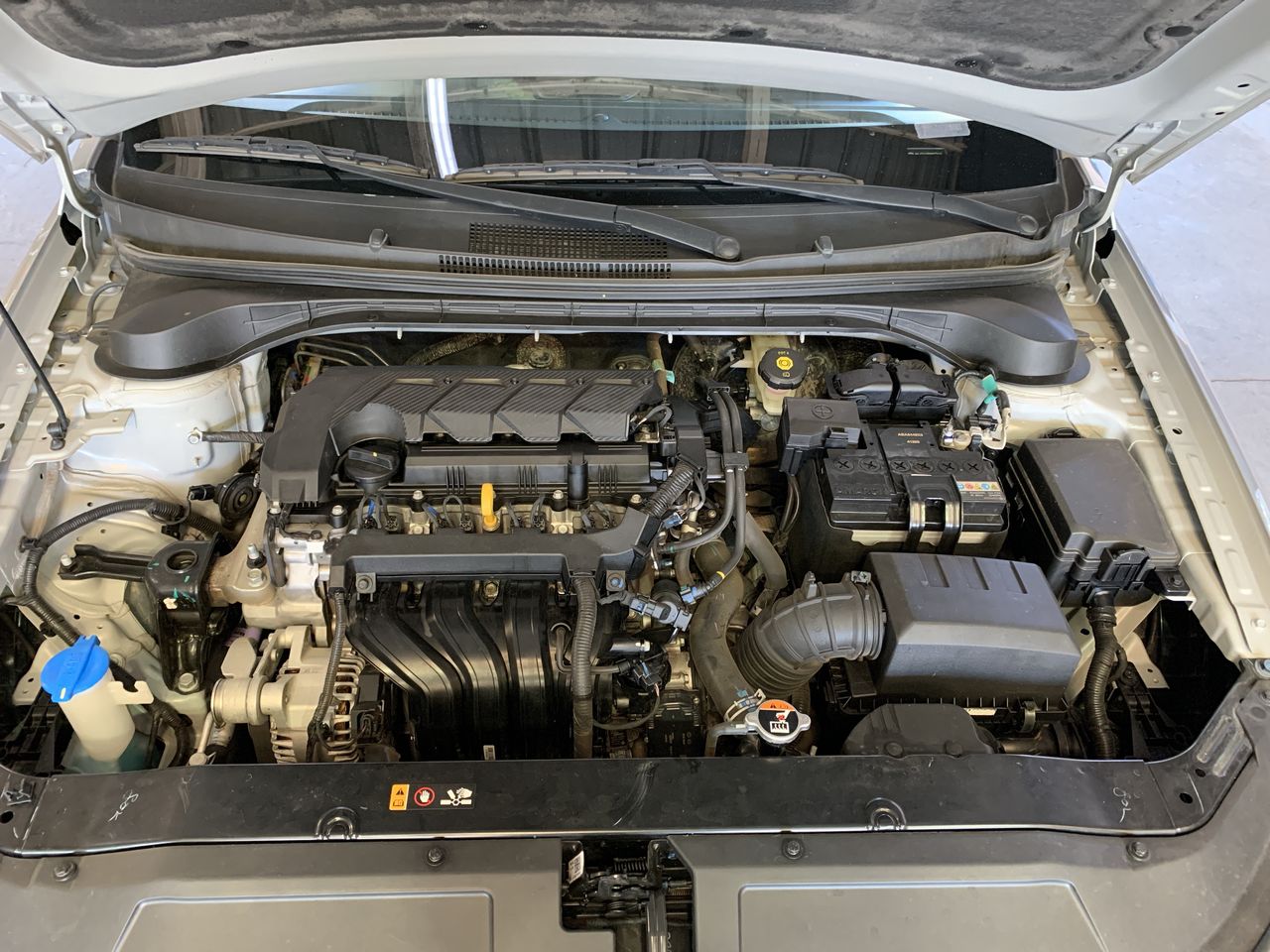 HYUNDAI - 18