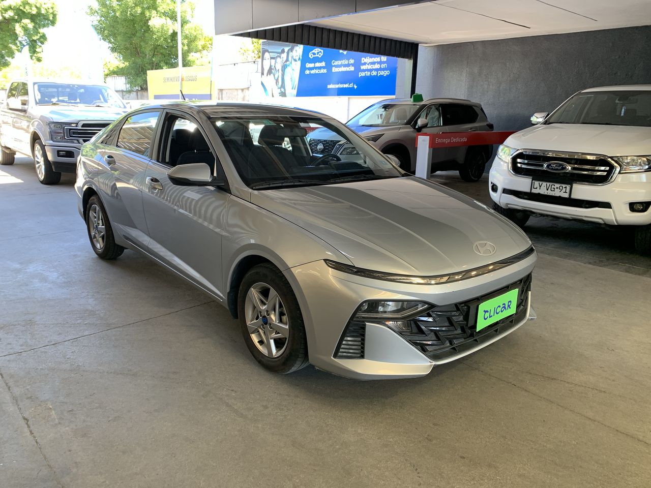 HYUNDAI - 3