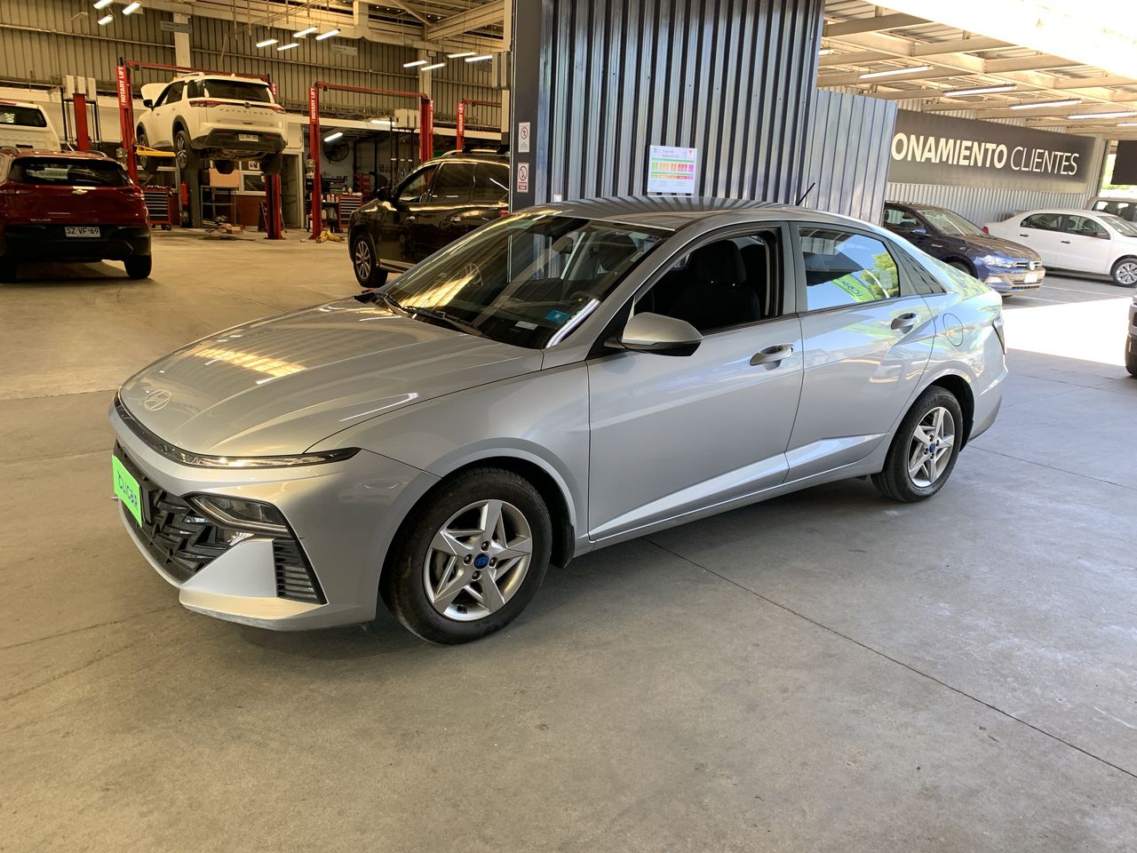 HYUNDAI - 6