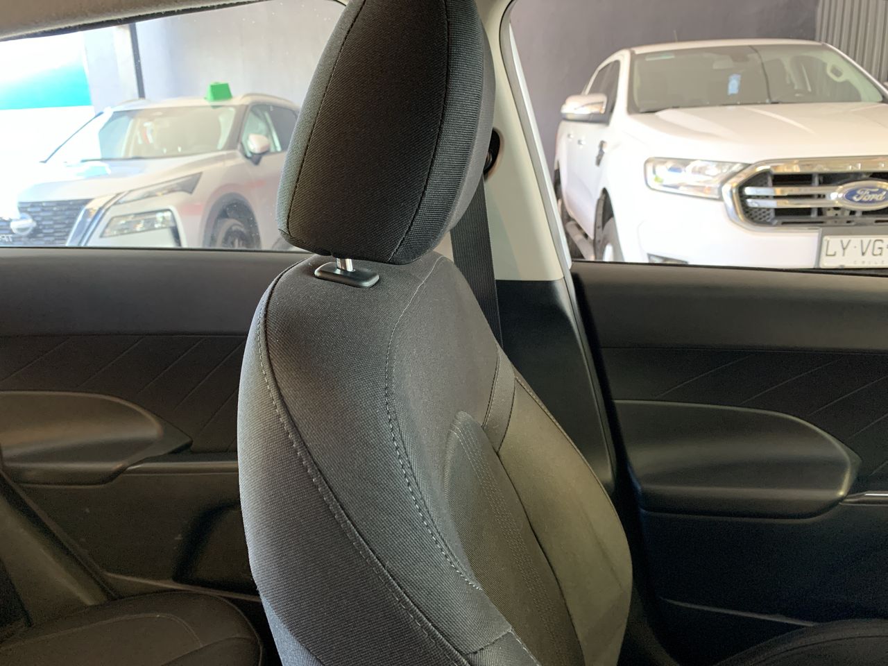 HYUNDAI - 14