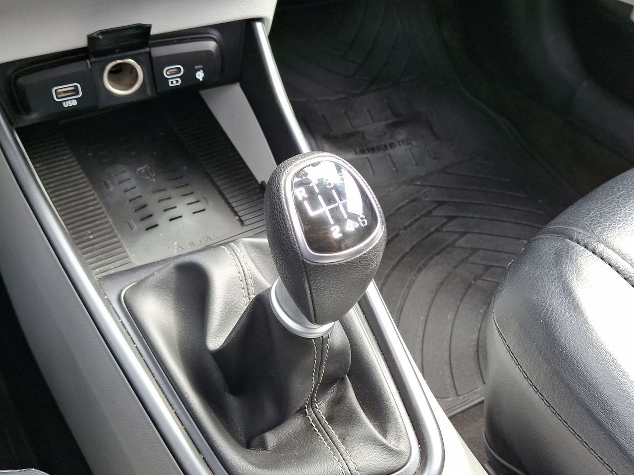 HYUNDAI - 31