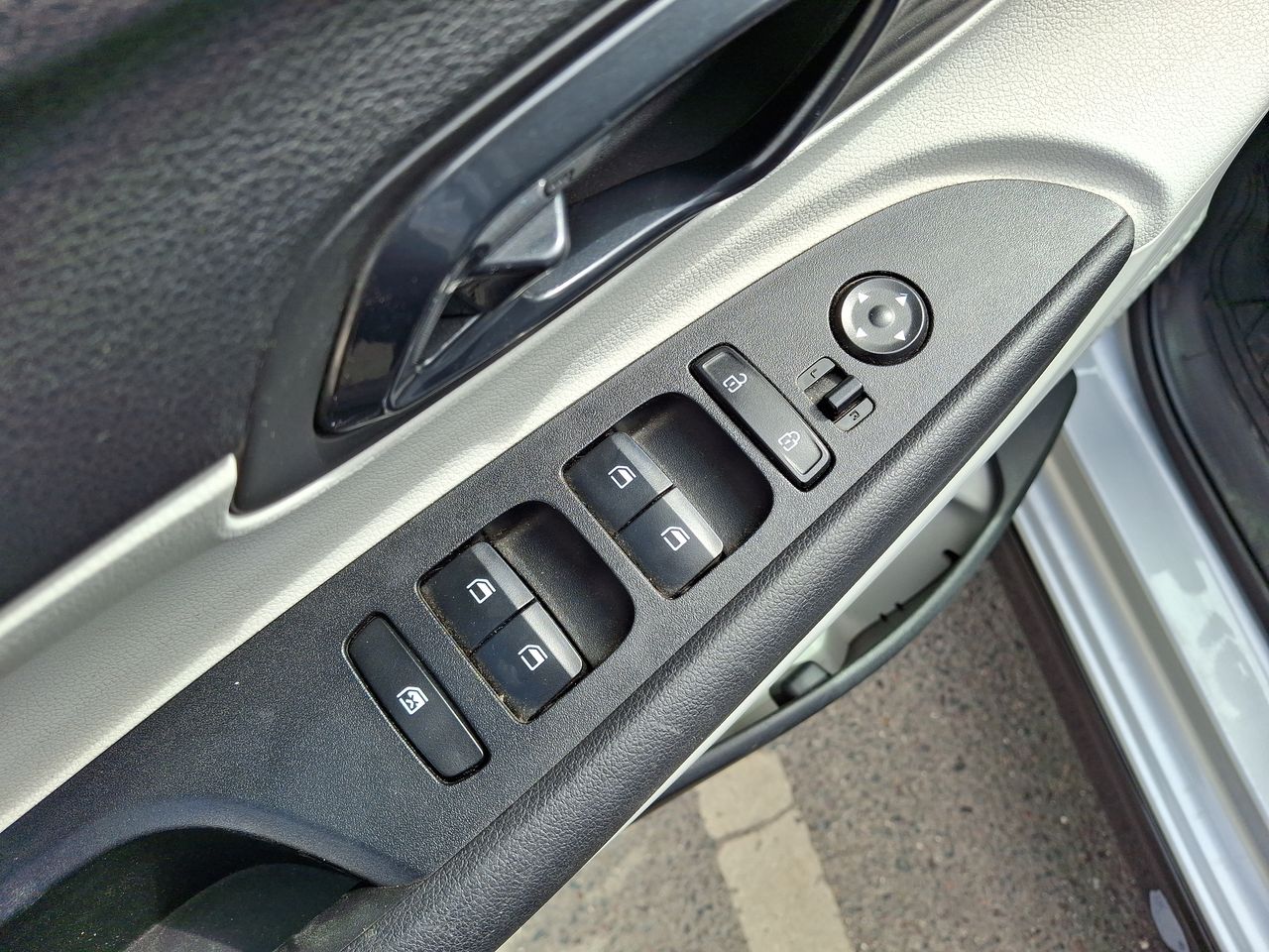 HYUNDAI - 22