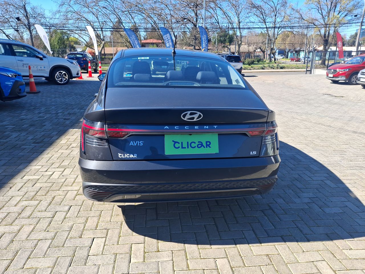 HYUNDAI - 6
