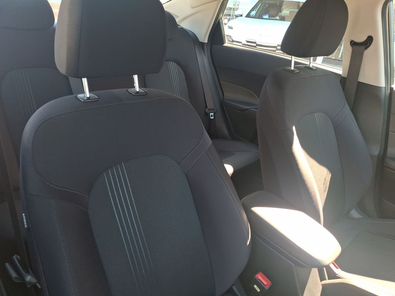 HYUNDAI - 15