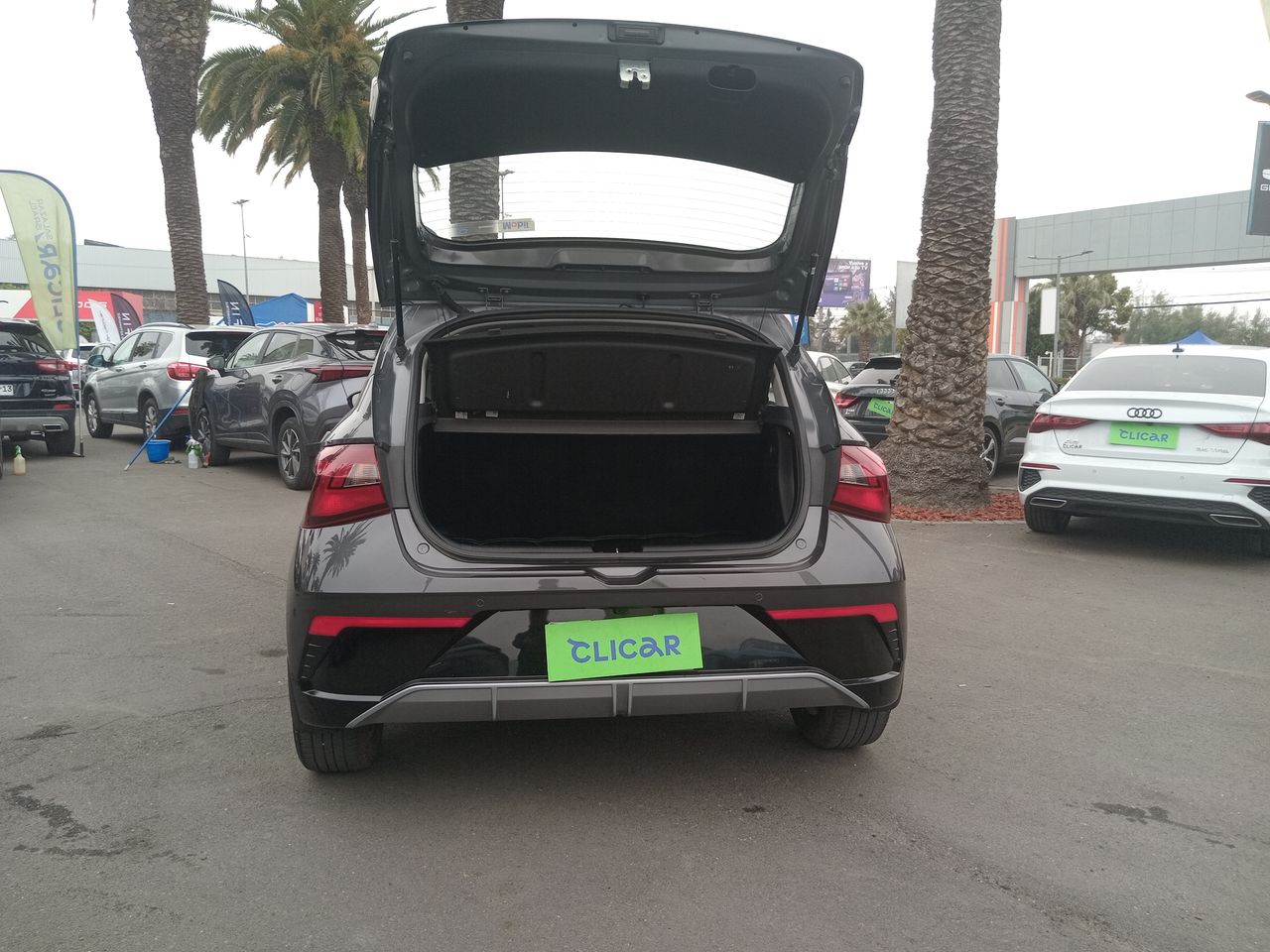 HYUNDAI - 21