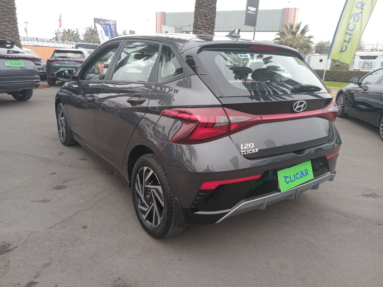 HYUNDAI - 5