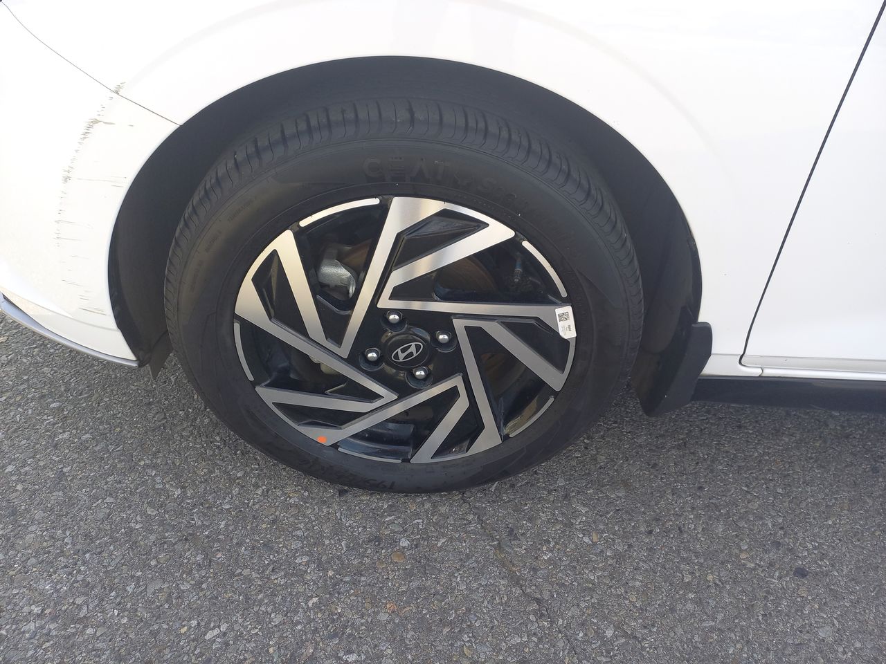 HYUNDAI - 17