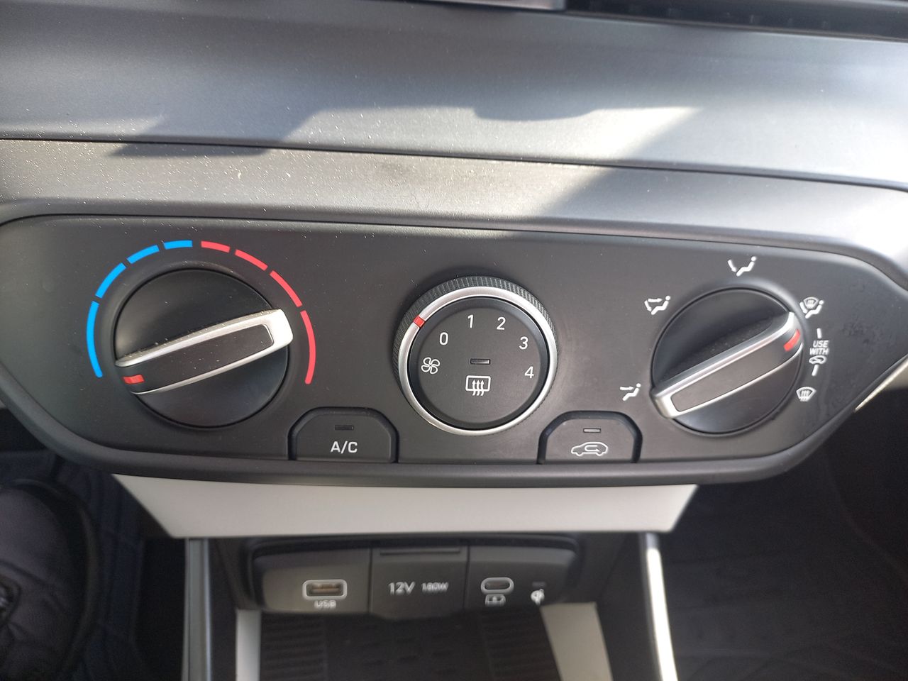HYUNDAI - 28