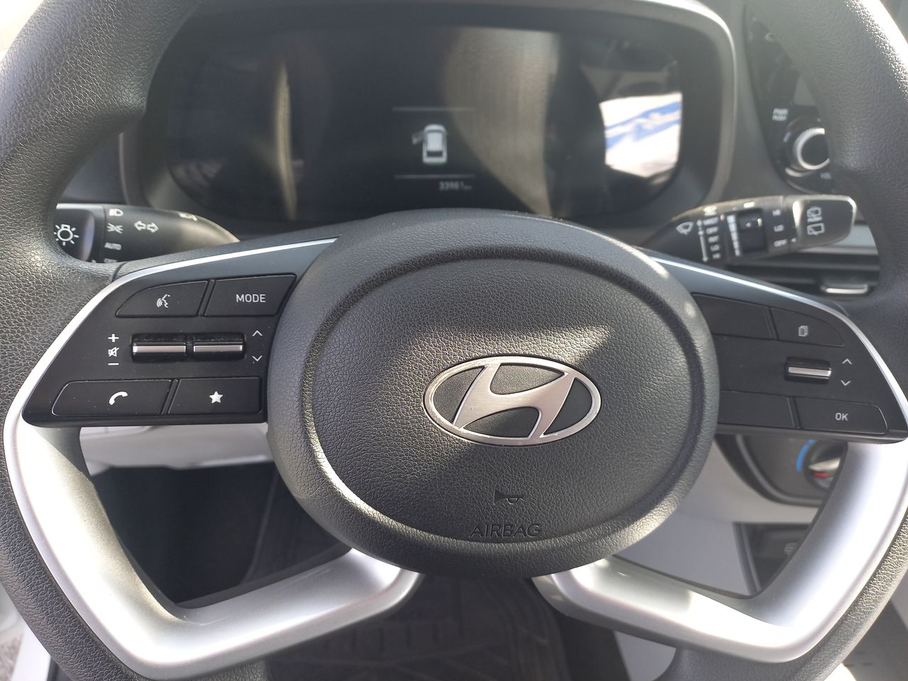 HYUNDAI - 24