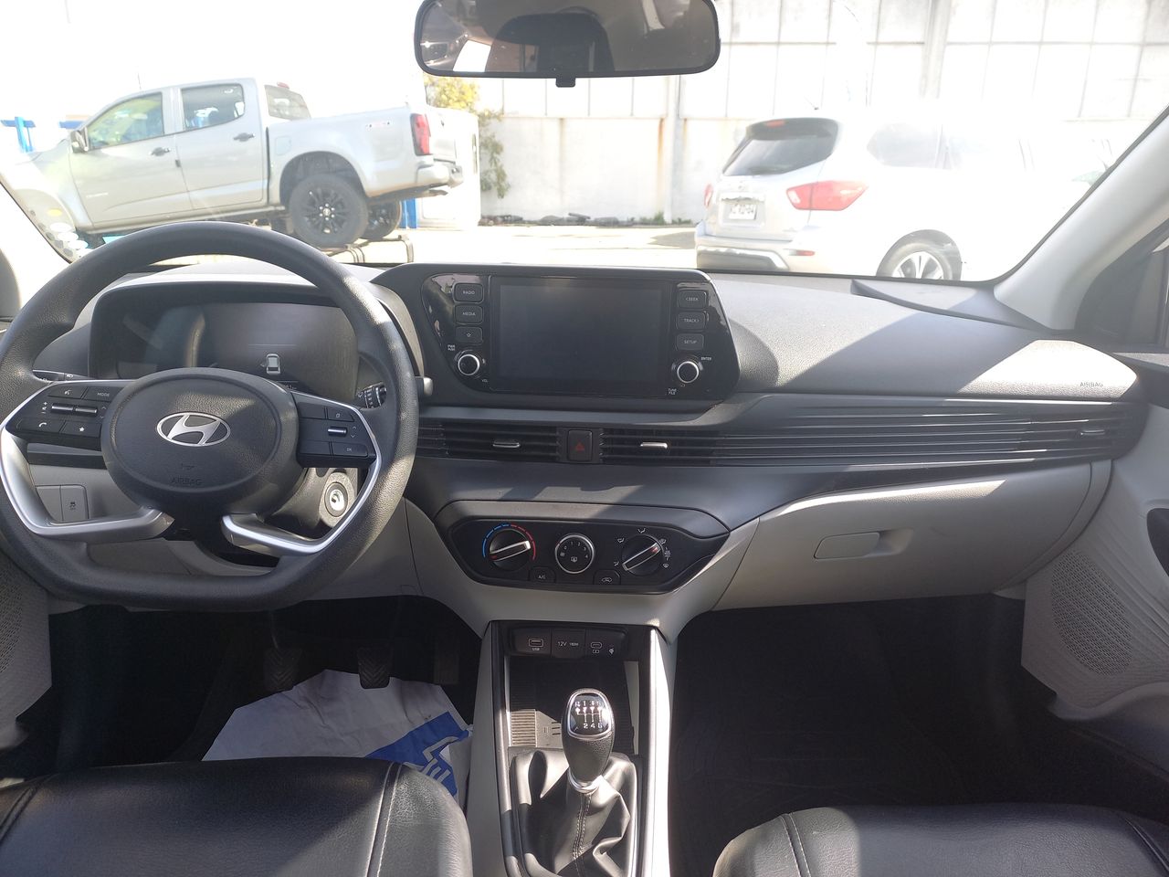 HYUNDAI - 9