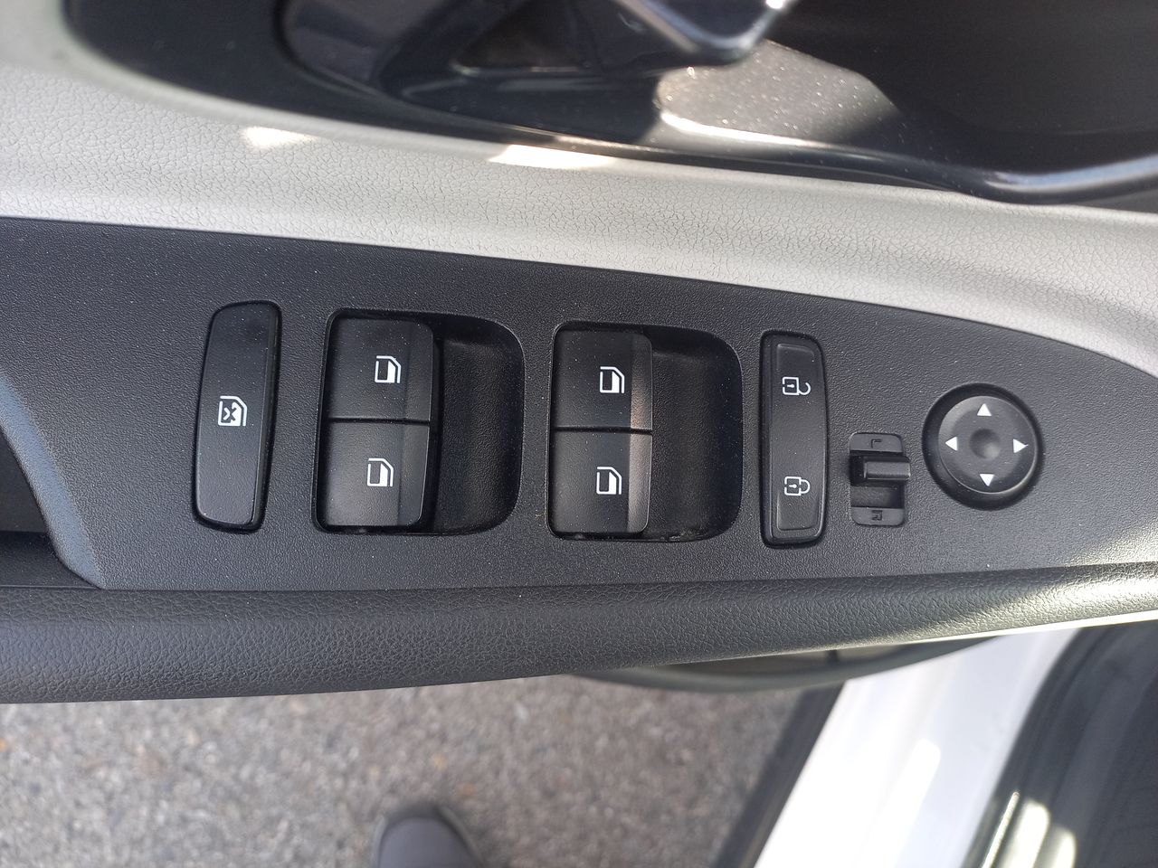 HYUNDAI - 22