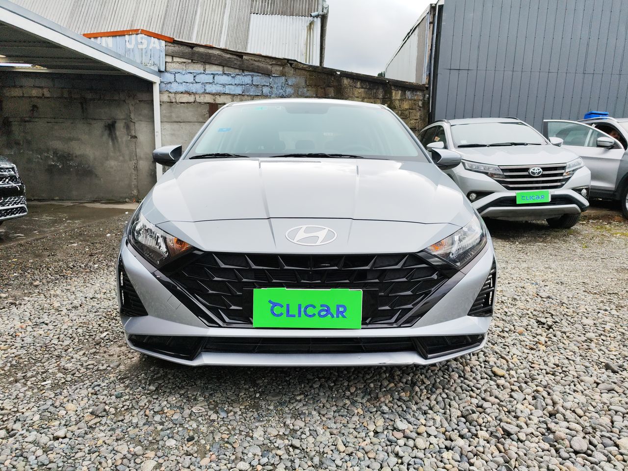 HYUNDAI - 2