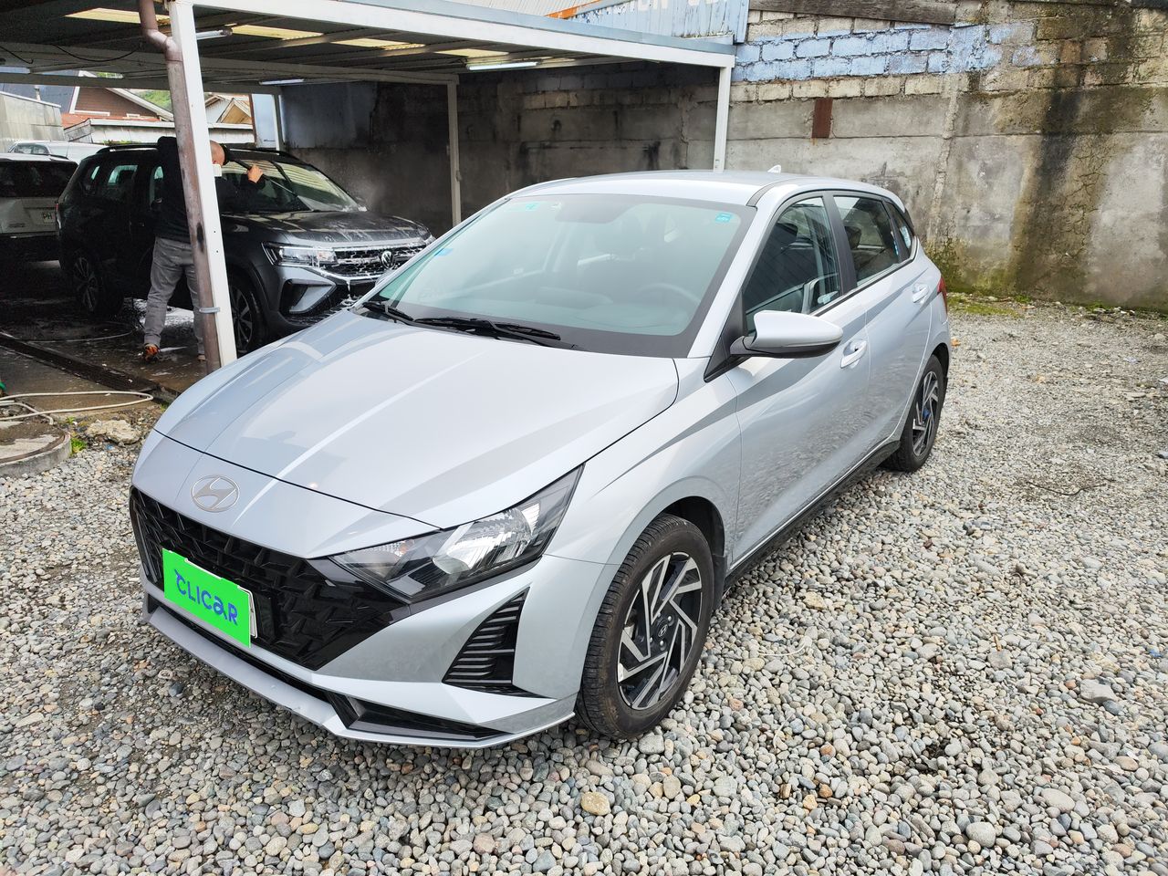 HYUNDAI - 3