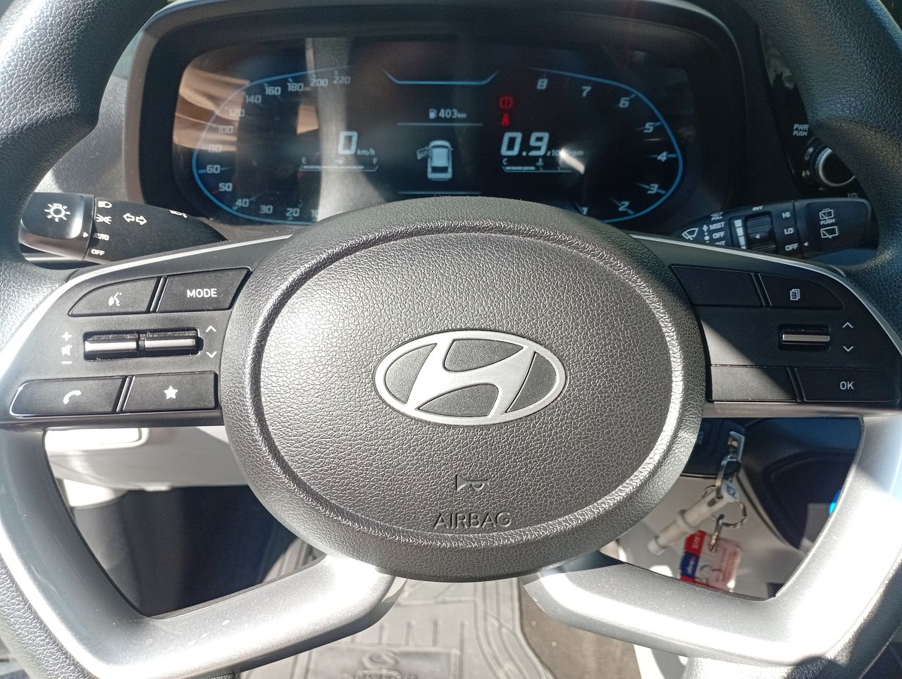 HYUNDAI - 26