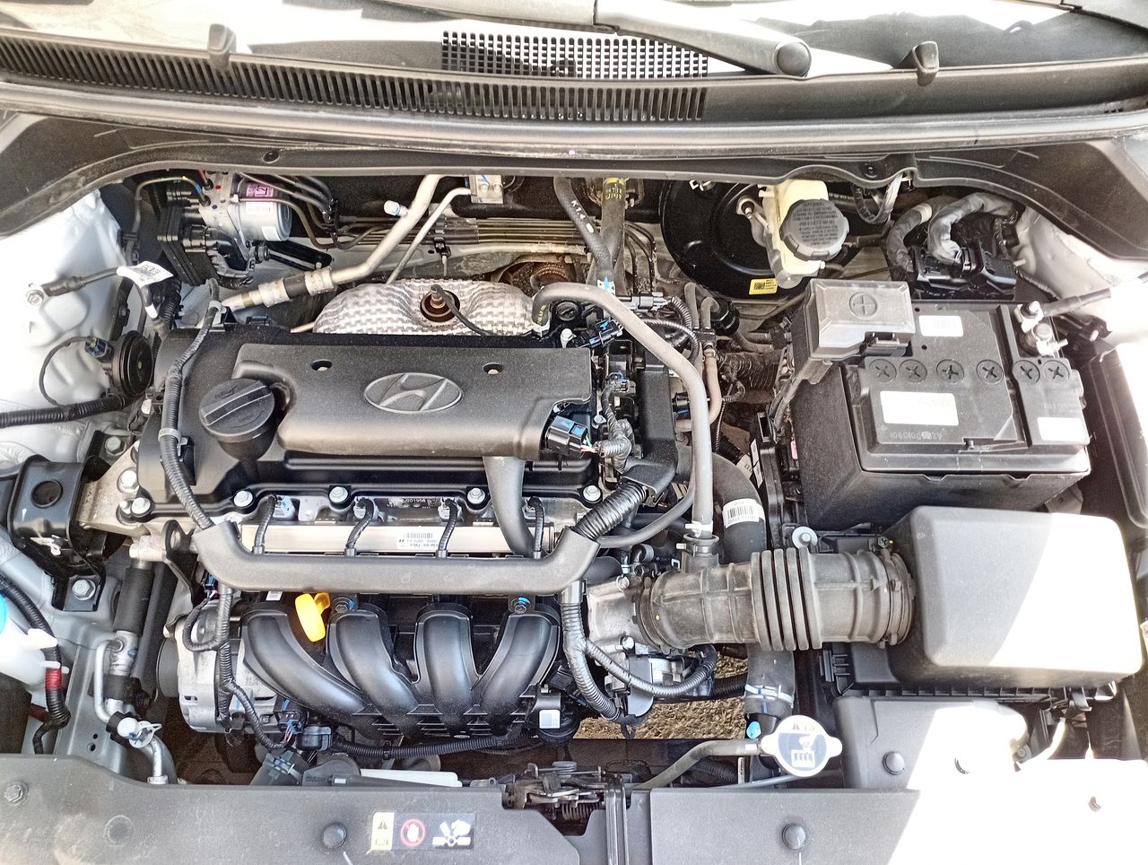 HYUNDAI - 18