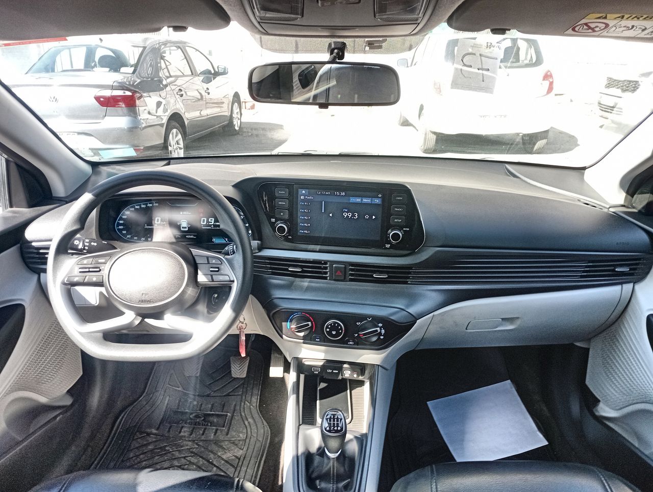 HYUNDAI - 9
