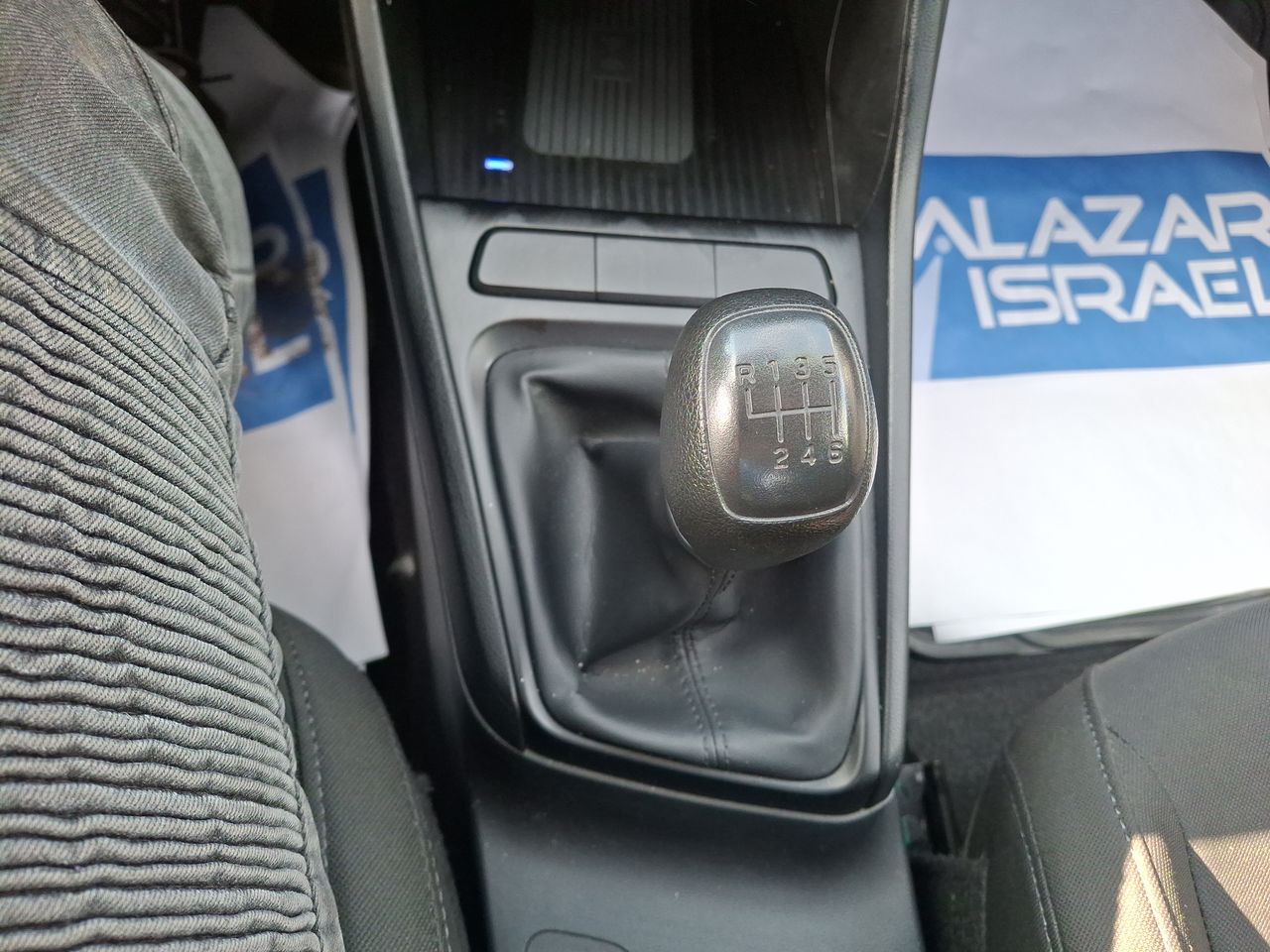 HYUNDAI - 29