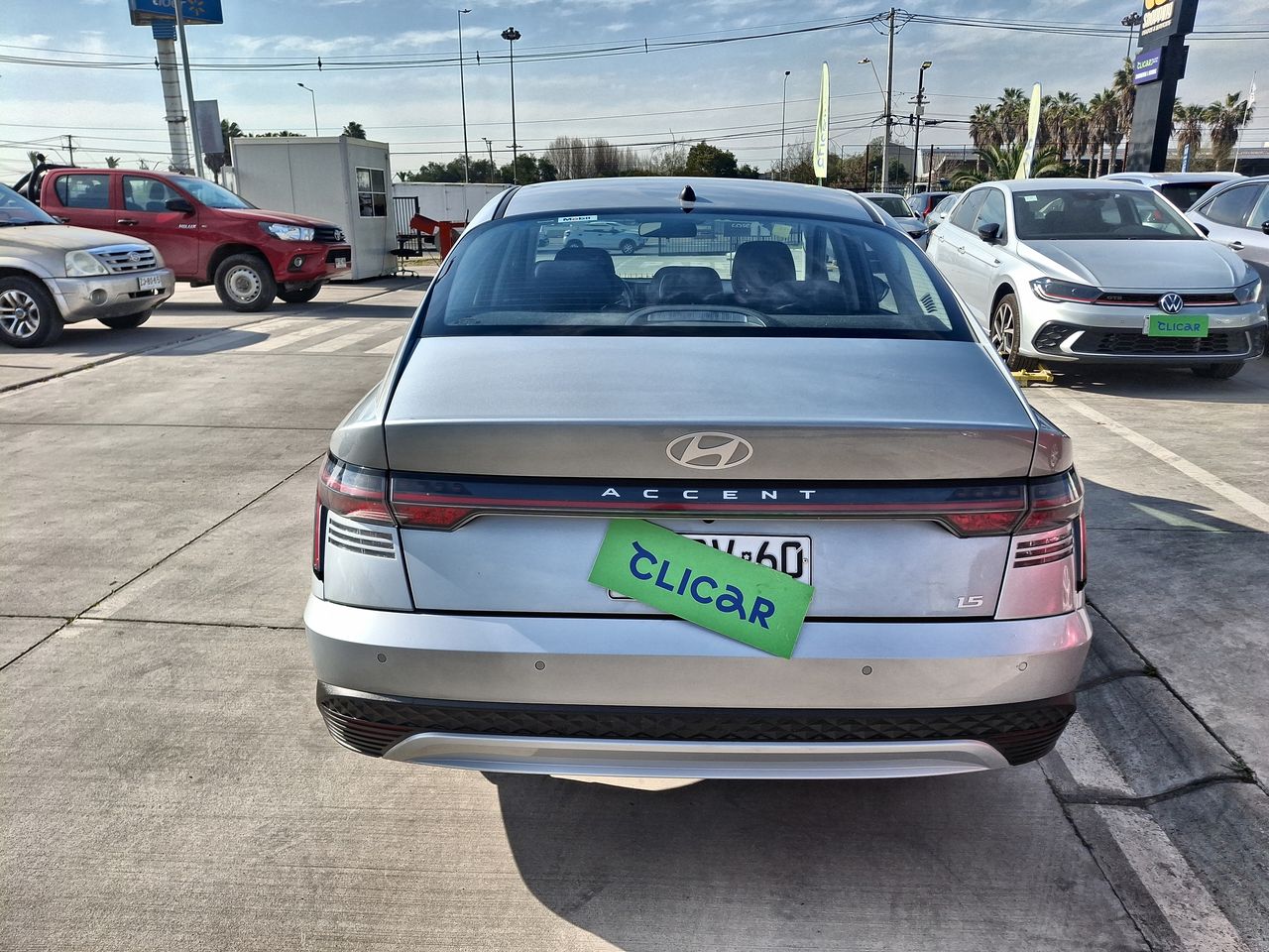 HYUNDAI - 6