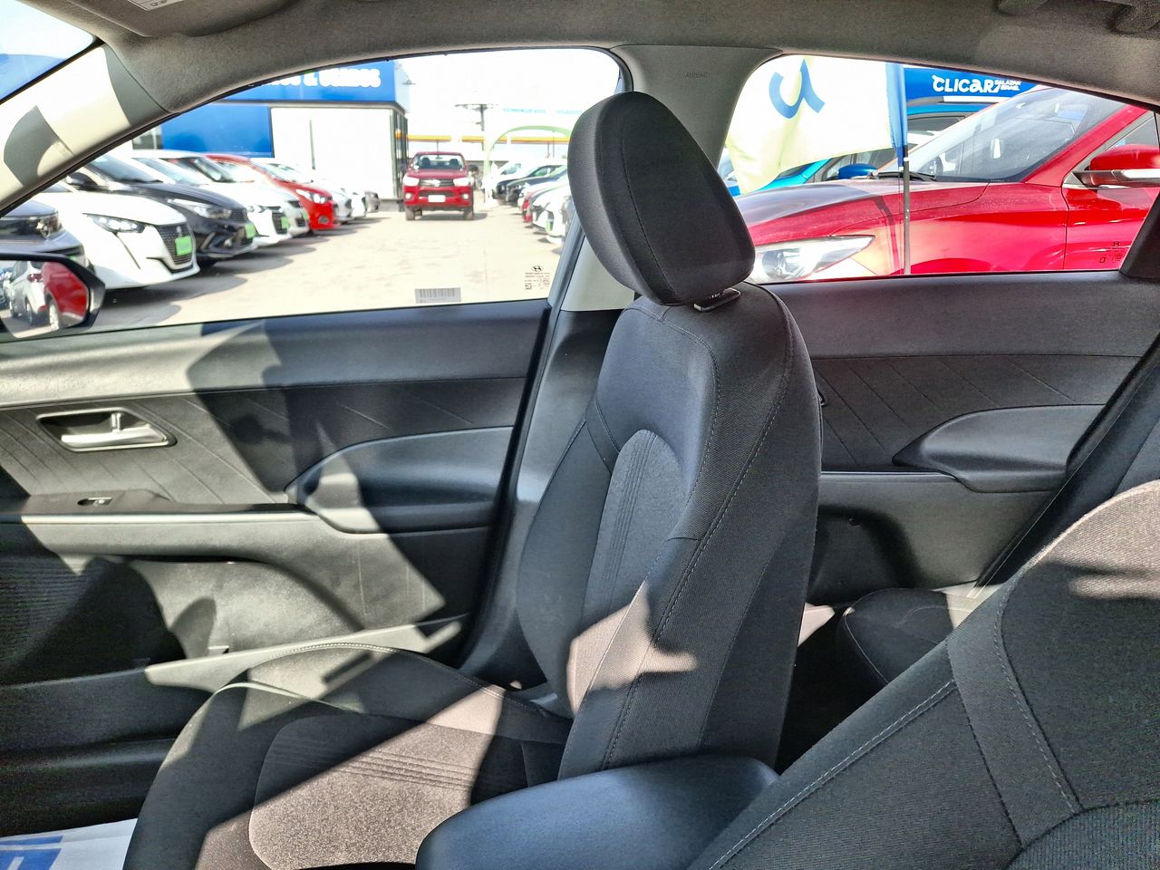 HYUNDAI - 11