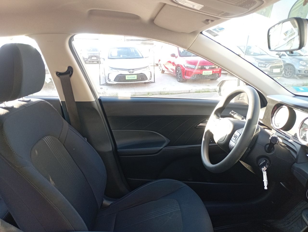 HYUNDAI - 16