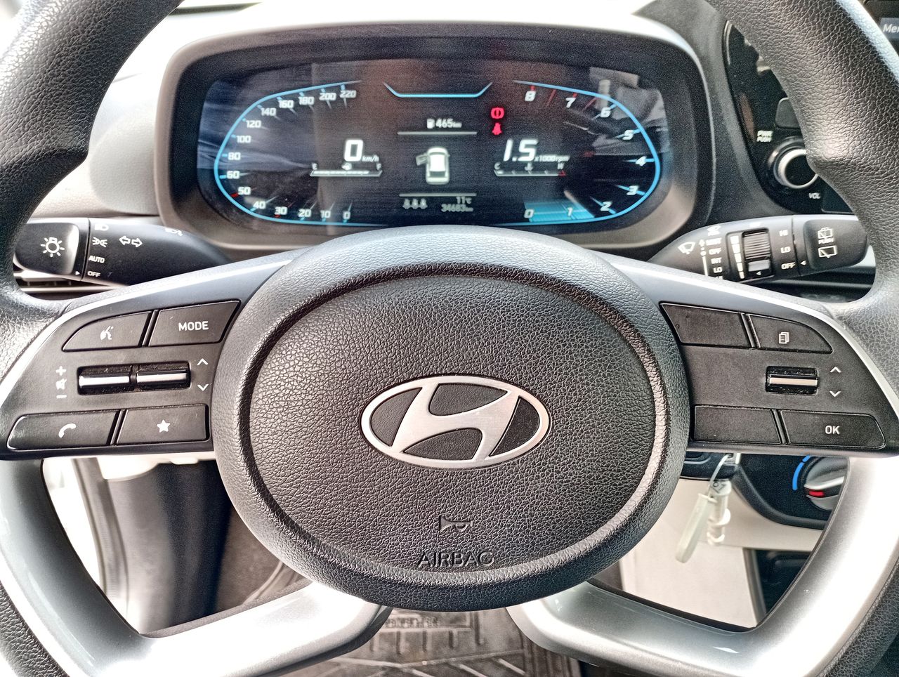 HYUNDAI - 27