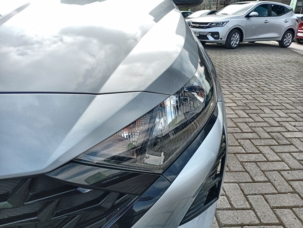 HYUNDAI - 19