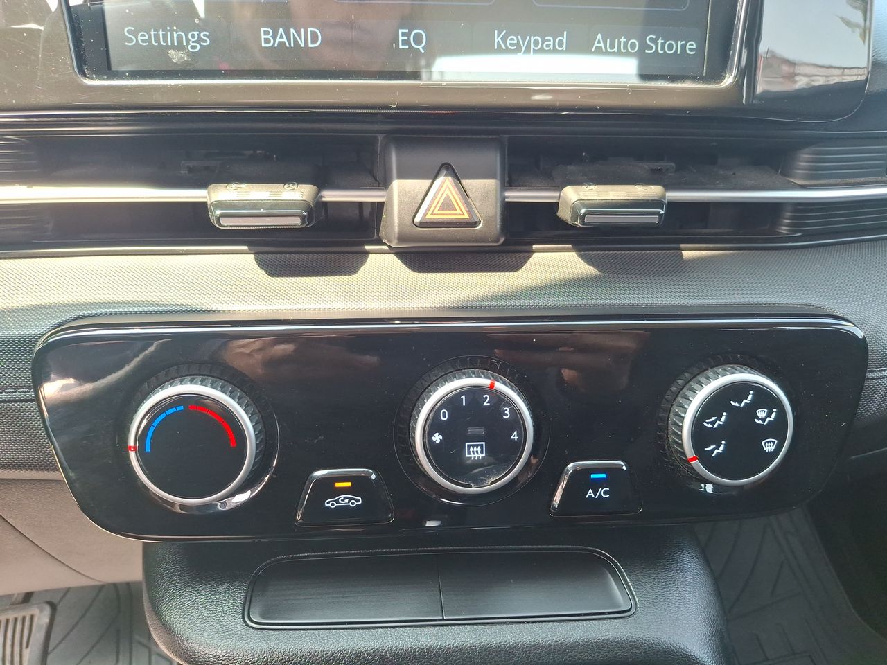 HYUNDAI - 28